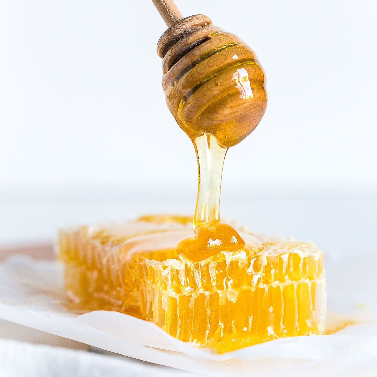 Pure Ontario Comb Honey – 250g | Bee Local 416