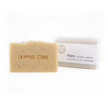 Charger l&#39;image dans la galerie, Pure. Oatmeal + Honey Body + Face Soap – unscented